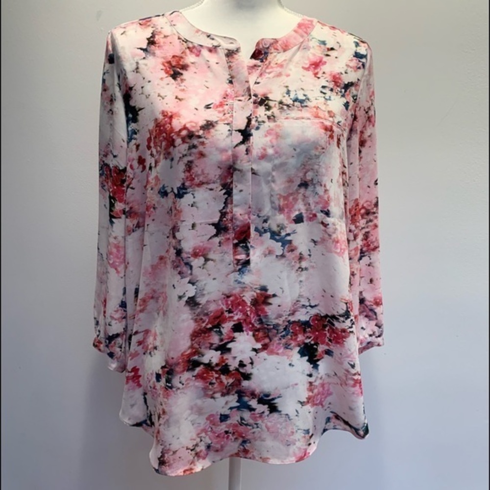 NYDJ ENGLISH GARDEN WATERCOLOR TUNIC BLOUSE